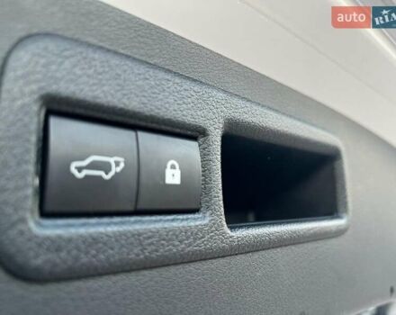 Белый Лексус НХ, объемом двигателя 2 л и пробегом 97 тыс. км за 31690 $, фото 29 на Automoto.ua