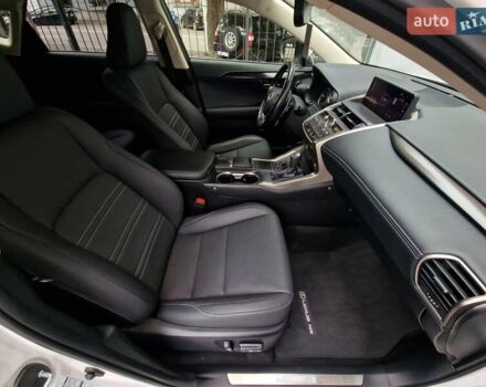 Білий Лексус НХ, об'ємом двигуна 2.49 л та пробігом 35 тис. км за 37490 $, фото 49 на Automoto.ua