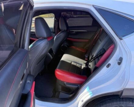 Білий Лексус НХ, об'ємом двигуна 2 л та пробігом 31 тис. км за 13900 $, фото 11 на Automoto.ua