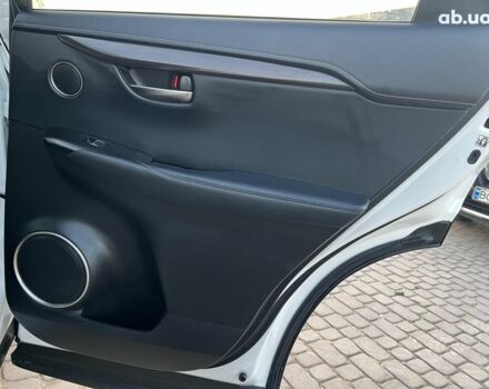 Білий Лексус НХ, об'ємом двигуна 2 л та пробігом 97 тис. км за 31250 $, фото 30 на Automoto.ua