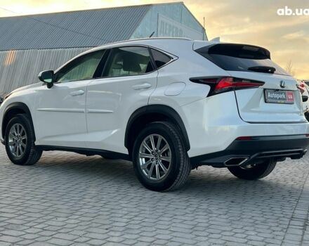 Білий Лексус НХ, об'ємом двигуна 2 л та пробігом 97 тис. км за 31250 $, фото 8 на Automoto.ua