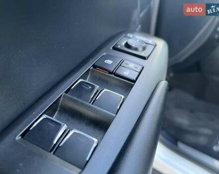 Белый Лексус НХ, объемом двигателя 2 л и пробегом 97 тыс. км за 31690 $, фото 11 на Automoto.ua