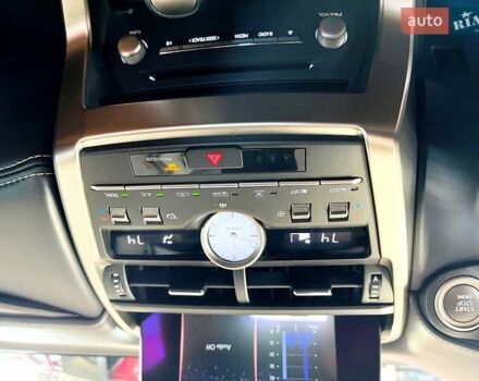 Білий Лексус НХ, об'ємом двигуна 2 л та пробігом 73 тис. км за 27000 $, фото 13 на Automoto.ua