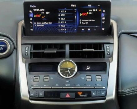 Белый Лексус НХ, объемом двигателя 2.5 л и пробегом 45 тыс. км за 17000 $, фото 10 на Automoto.ua