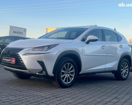 Білий Лексус НХ, об'ємом двигуна 2 л та пробігом 97 тис. км за 31250 $, фото 4 на Automoto.ua