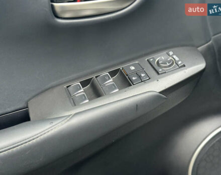 Білий Лексус НХ, об'ємом двигуна 2.5 л та пробігом 58 тис. км за 38900 $, фото 20 на Automoto.ua