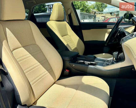 Білий Лексус НХ, об'ємом двигуна 2.49 л та пробігом 45 тис. км за 29799 $, фото 26 на Automoto.ua