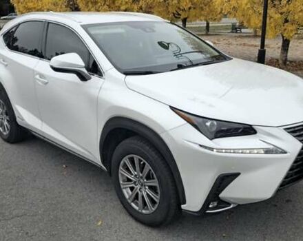 Лексус НХ 2020 у Києві на Automoto.ua Білий Лексус НХ, об'ємом двигуна 2.49 л та пробігом 31 тис. км за 34500 $, фото 4 на Automoto.ua