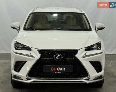 Белый Лексус НХ, объемом двигателя 2.49 л и пробегом 84 тыс. км за 31200 $, фото 2 на Automoto.ua