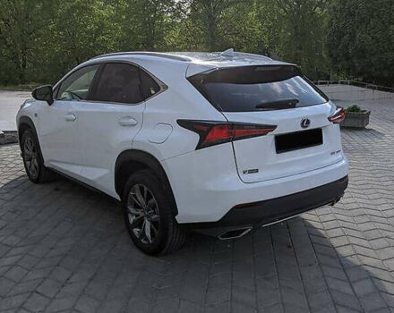 Белый Лексус НХ, объемом двигателя 2 л и пробегом 53 тыс. км за 30000 $, фото 10 на Automoto.ua