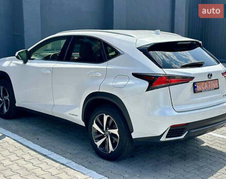 Білий Лексус НХ, об'ємом двигуна 2.49 л та пробігом 45 тис. км за 29799 $, фото 9 на Automoto.ua