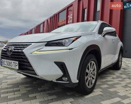 Лексус НХ 2020 у Львові на Automoto.ua Білий Лексус НХ, об'ємом двигуна 2 л та пробігом 26 тис. км за 23800 $, фото 22 на Automoto.ua