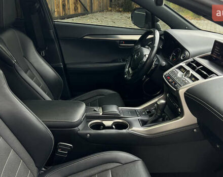 Лексус НХ 2020 у Львові на Automoto.ua Білий Лексус НХ, об'ємом двигуна 2.49 л та пробігом 65 тис. км за 35500 $, фото 39 на Automoto.ua