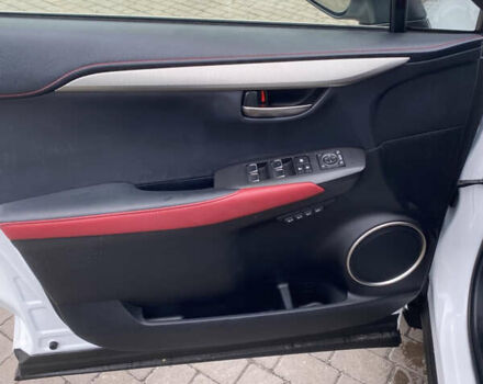 Білий Лексус НХ, об'ємом двигуна 2 л та пробігом 90 тис. км за 29500 $, фото 6 на Automoto.ua