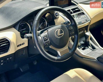 Білий Лексус НХ, об'ємом двигуна 2.49 л та пробігом 45 тис. км за 29799 $, фото 19 на Automoto.ua
