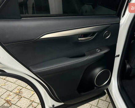 Лексус НХ 2020 у Львові на Automoto.ua Білий Лексус НХ, об'ємом двигуна 2.49 л та пробігом 65 тис. км за 35500 $, фото 29 на Automoto.ua