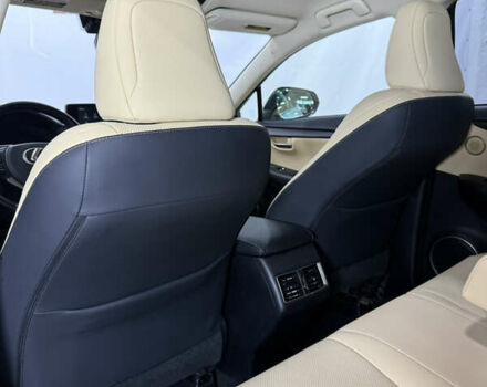 Белый Лексус НХ, объемом двигателя 2.49 л и пробегом 84 тыс. км за 31200 $, фото 29 на Automoto.ua