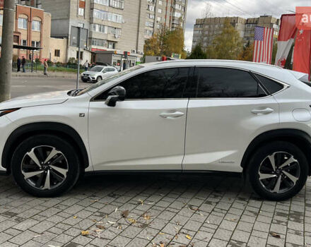 Лексус НХ 2020 у Львові на Automoto.ua Білий Лексус НХ, об'ємом двигуна 2.49 л та пробігом 65 тис. км за 35500 $, фото 2 на Automoto.ua