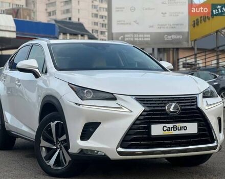 Білий Лексус НХ, об'ємом двигуна 2.49 л та пробігом 65 тис. км за 30700 $, фото 2 на Automoto.ua