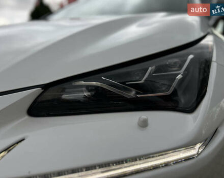 Лексус НХ 2020 у Львові на Automoto.ua Білий Лексус НХ, об'ємом двигуна 2.49 л та пробігом 65 тис. км за 35500 $, фото 10 на Automoto.ua