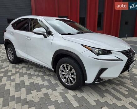 Лексус НХ 2020 у Львові на Automoto.ua Білий Лексус НХ, об'ємом двигуна 2 л та пробігом 26 тис. км за 23800 $, фото 15 на Automoto.ua