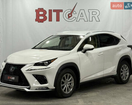 Белый Лексус НХ, объемом двигателя 2.49 л и пробегом 84 тыс. км за 31200 $, фото 4 на Automoto.ua