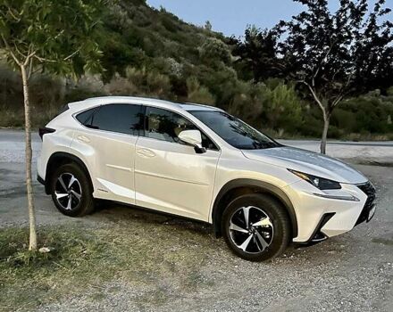 Белый Лексус НХ, объемом двигателя 2.5 л и пробегом 74 тыс. км за 43500 $, фото 8 на Automoto.ua