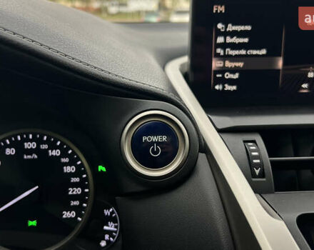 Лексус НХ 2020 у Львові на Automoto.ua Білий Лексус НХ, об'ємом двигуна 2.49 л та пробігом 65 тис. км за 35500 $, фото 23 на Automoto.ua