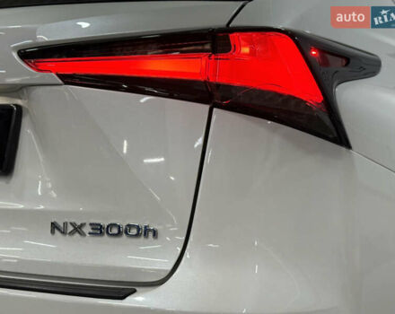 Белый Лексус НХ, объемом двигателя 2.49 л и пробегом 84 тыс. км за 31200 $, фото 11 на Automoto.ua