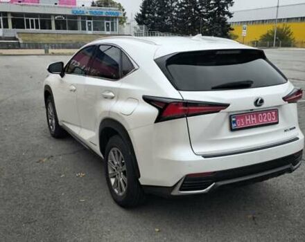 Лексус НХ 2020 у Києві на Automoto.ua Білий Лексус НХ, об'ємом двигуна 2.49 л та пробігом 31 тис. км за 34500 $, фото 3 на Automoto.ua