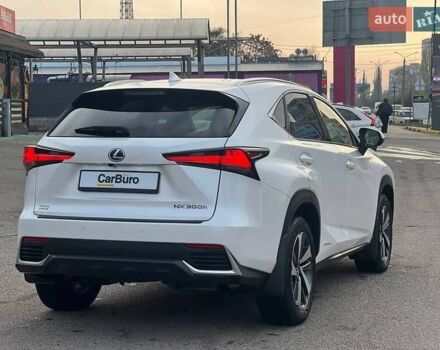 Білий Лексус НХ, об'ємом двигуна 2.49 л та пробігом 65 тис. км за 30700 $, фото 11 на Automoto.ua