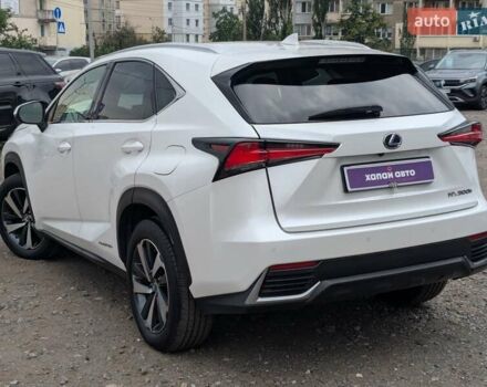 Білий Лексус НХ, об'ємом двигуна 2.49 л та пробігом 57 тис. км за 33700 $, фото 13 на Automoto.ua