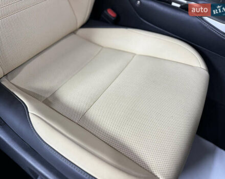 Белый Лексус НХ, объемом двигателя 2.49 л и пробегом 84 тыс. км за 31200 $, фото 23 на Automoto.ua