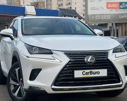 Білий Лексус НХ, об'ємом двигуна 2.49 л та пробігом 65 тис. км за 30700 $, фото 4 на Automoto.ua