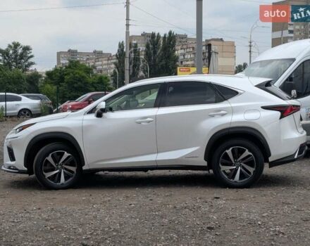 Білий Лексус НХ, об'ємом двигуна 2.49 л та пробігом 57 тис. км за 33700 $, фото 17 на Automoto.ua