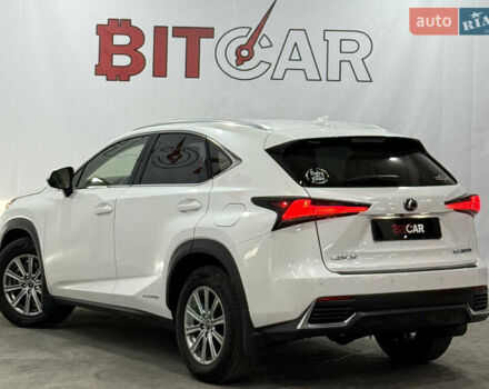 Белый Лексус НХ, объемом двигателя 2.49 л и пробегом 84 тыс. км за 31200 $, фото 10 на Automoto.ua