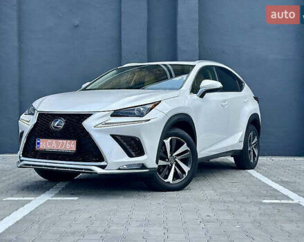 Білий Лексус НХ, об'ємом двигуна 2.49 л та пробігом 45 тис. км за 29799 $, фото 7 на Automoto.ua
