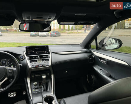 Лексус НХ 2020 у Львові на Automoto.ua Білий Лексус НХ, об'ємом двигуна 2.49 л та пробігом 65 тис. км за 35500 $, фото 32 на Automoto.ua