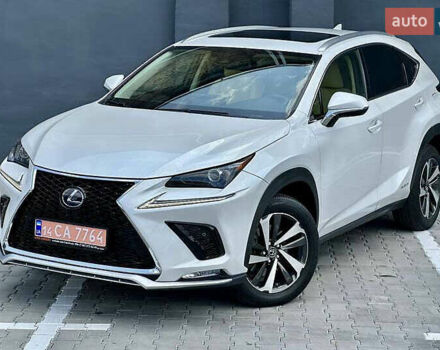 Білий Лексус НХ, об'ємом двигуна 2.49 л та пробігом 45 тис. км за 29799 $, фото 8 на Automoto.ua