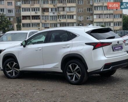 Білий Лексус НХ, об'ємом двигуна 2.49 л та пробігом 57 тис. км за 33700 $, фото 9 на Automoto.ua