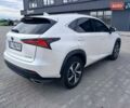 Белый Лексус НХ, объемом двигателя 2 л и пробегом 35 тыс. км за 31500 $, фото 6 на Automoto.ua