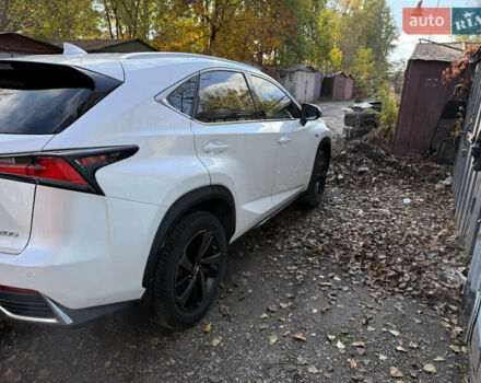 Белый Лексус НХ, объемом двигателя 1.99 л и пробегом 51 тыс. км за 35000 $, фото 12 на Automoto.ua