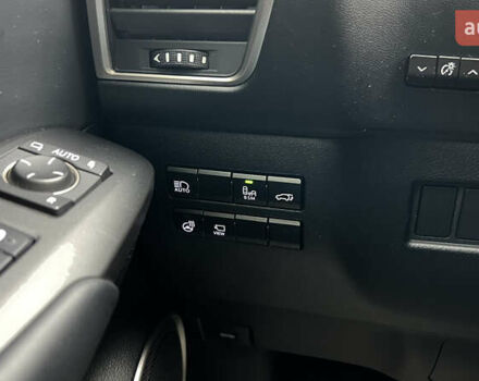 Лексус НХ 2020 у Львові на Automoto.ua Білий Лексус НХ, об'ємом двигуна 2.49 л та пробігом 65 тис. км за 35500 $, фото 20 на Automoto.ua