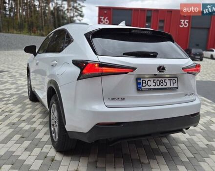 Лексус НХ 2020 у Львові на Automoto.ua Білий Лексус НХ, об'ємом двигуна 2 л та пробігом 26 тис. км за 23800 $, фото 28 на Automoto.ua