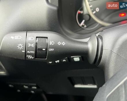 Белый Лексус НХ, объемом двигателя 2 л и пробегом 23 тыс. км за 32000 $, фото 20 на Automoto.ua