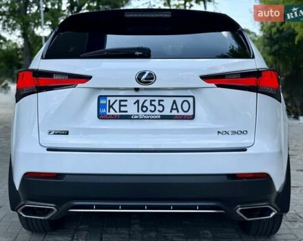 Белый Лексус НХ, объемом двигателя 2 л и пробегом 30 тыс. км за 25900 $, фото 16 на Automoto.ua