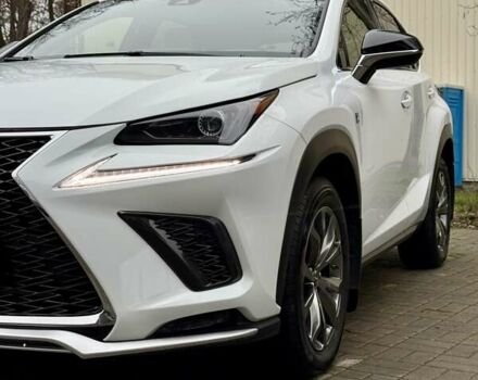 Білий Лексус НХ, об'ємом двигуна 2 л та пробігом 30 тис. км за 25800 $, фото 5 на Automoto.ua