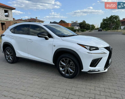 Білий Лексус НХ, об'ємом двигуна 2 л та пробігом 91 тис. км за 37000 $, фото 6 на Automoto.ua