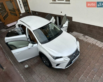 Белый Лексус НХ, объемом двигателя 2.49 л и пробегом 90 тыс. км за 38500 $, фото 29 на Automoto.ua