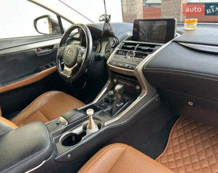 Белый Лексус НХ, объемом двигателя 2.49 л и пробегом 90 тыс. км за 38500 $, фото 35 на Automoto.ua